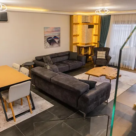 Βίλα Sueper Havuzlu *