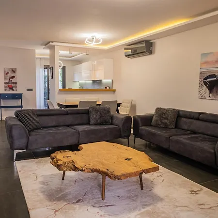 Βίλα Sueper Havuzlu