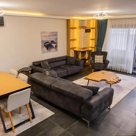 Sueper Havuzlu Çeşme