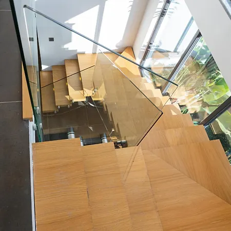 Villa Sueper Havuzlu Çeşme